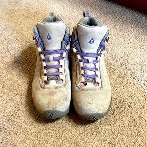 Vasque Talus AT ultra dry women’s hiking shoes